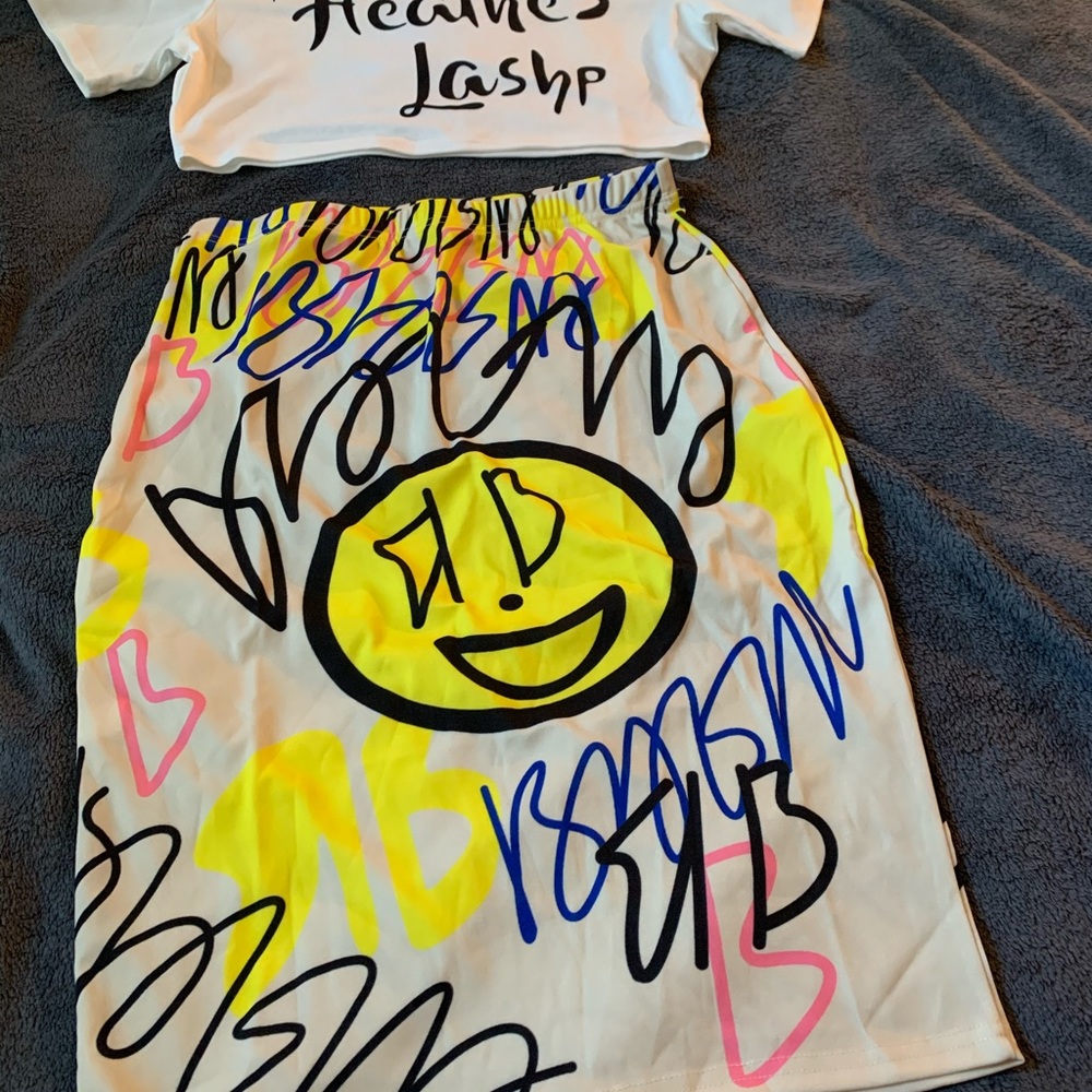 Graffiti 2pc Set - image 5